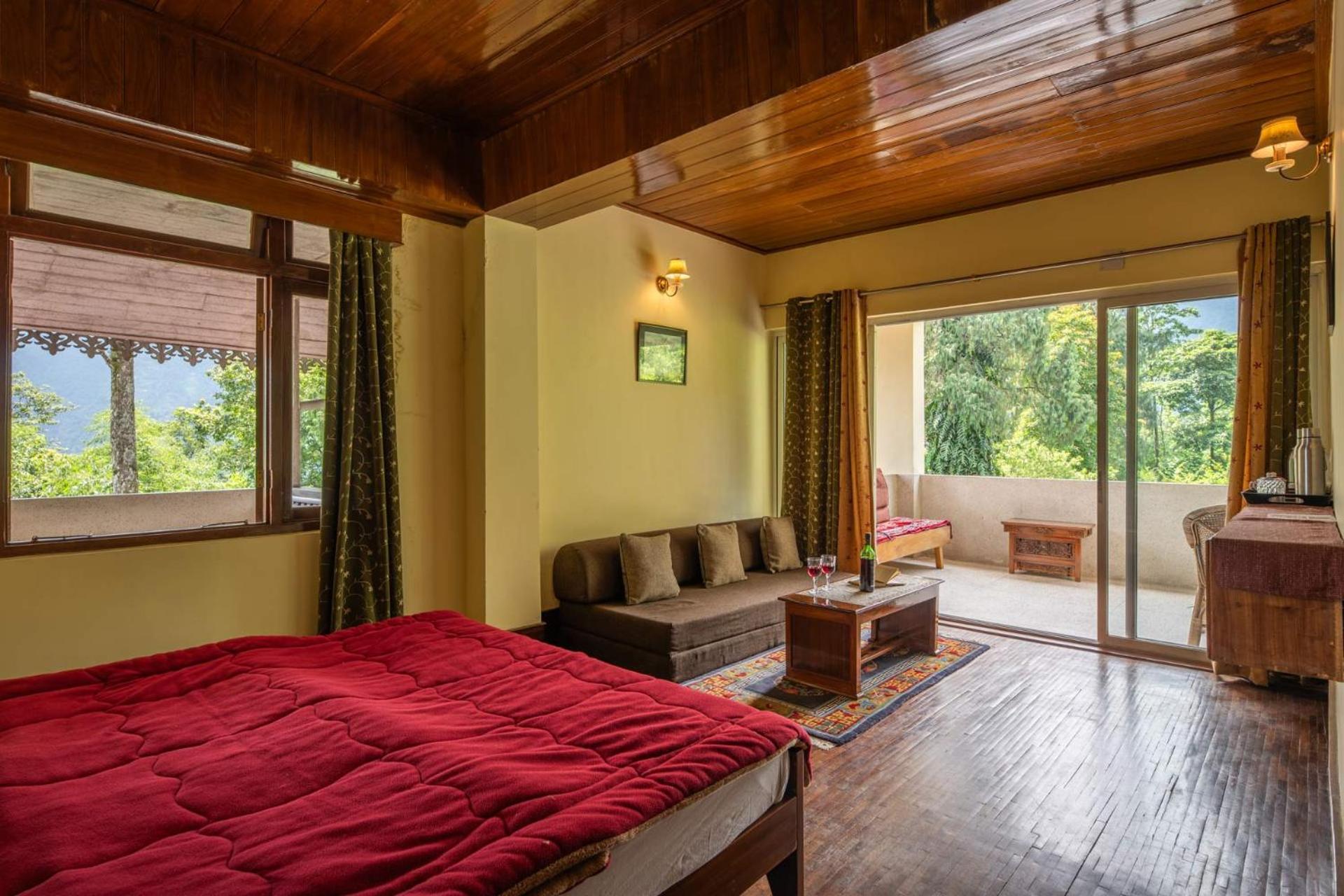 La Ipsing Farm By Stayvista - 3 Bhk Villa With Balcony, Mountain View, Indoor Games, And Pet Friendly Samdong Exterior foto